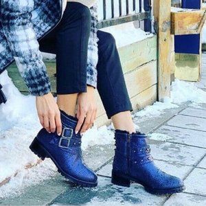 ROSS & SNOW "STEFANA" DISTRESSED METALLIC LEATHER FUR SHEARLING-LINED ANKLE BOOT